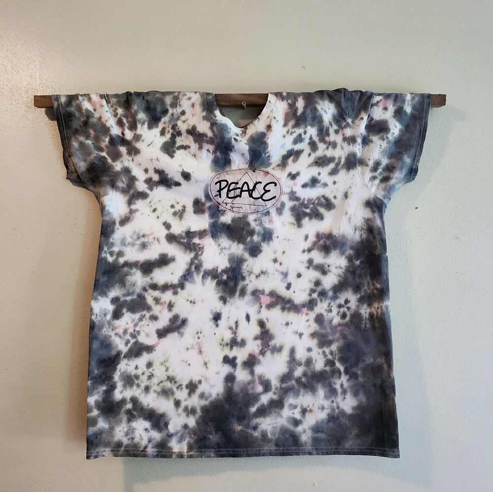 PEACE Graphic Summer Tee-shirt XL Soft Lightweight!